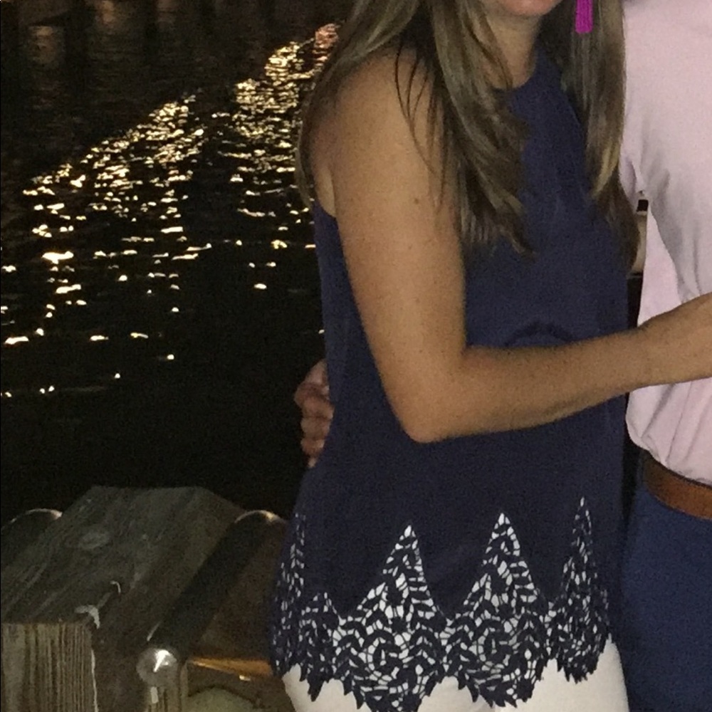 Navy silk Lilly Pulitzer top size XS